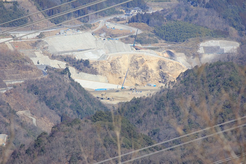 「見晴らしの丘」からは、大分川ダムの建設現場もみえます。